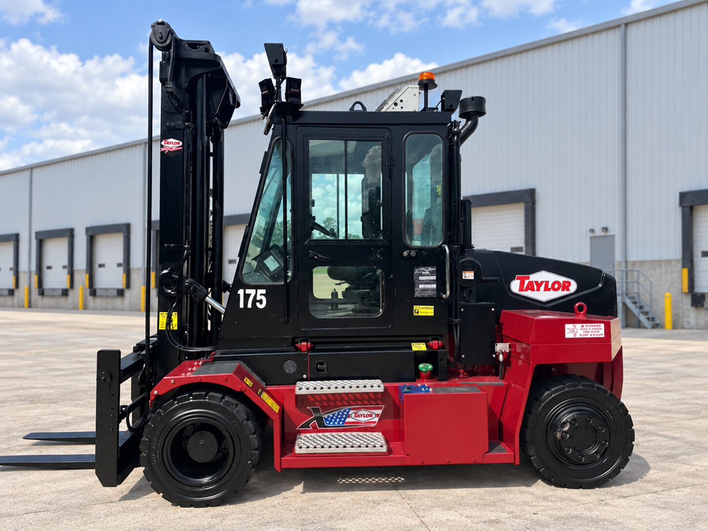 Taylor X-175 forklift